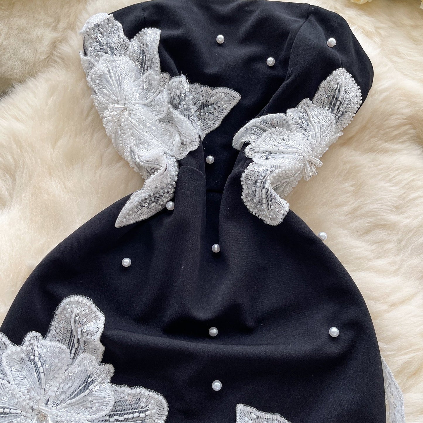 Black Strapless Bodycon Beaded Short Outdoor Party Dress Fashion Back to School Outfit HZ1024
