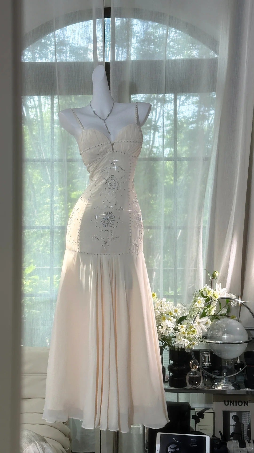 Vintage White Spaghetti Strap Sheath Chiffon Beaded Dress, Elegant Evening Gowns ED03394