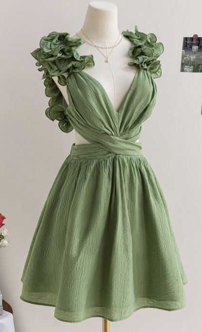 Green A-Line 8th Grade Homecoming Dress V Neck Backless Birthday Outfit Cute Cocktail Dress HZ1024