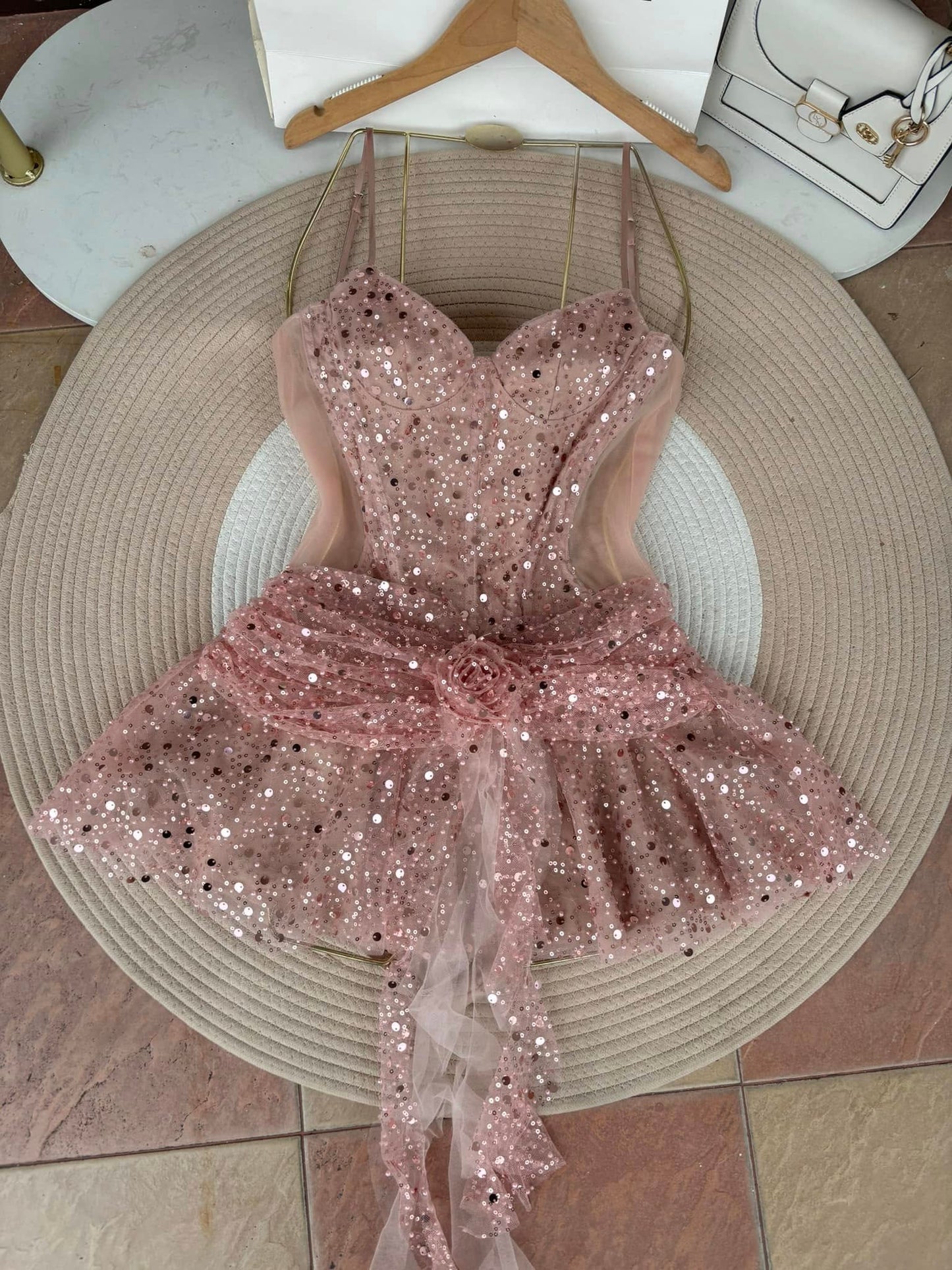 Pink Spaghetti Strap 16th Birthday Dress Glitter Sequin A-Line Homecoming Dresses HZ1024