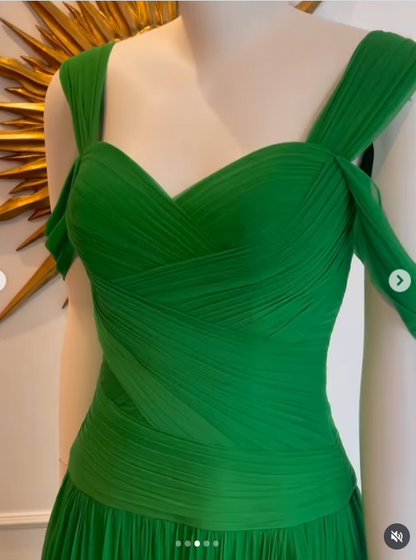 Elegant Green Evening Gowns Pleated Chiffon Sheath Formal Dress Modest Long Prom Dresses ED03586