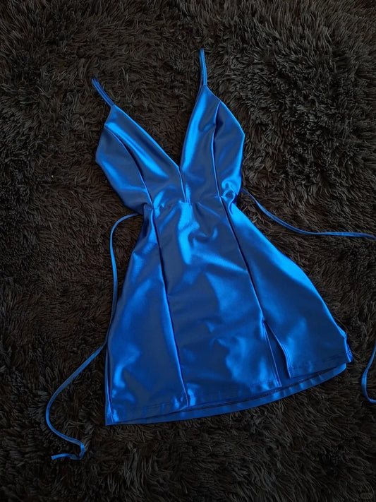 Elegant Royal Blue Spaghetti Straps A-Line Satin Backless Short Pool Party Dress V-Neck Short 16th Birthday Outfit Middle School Hoco Dresses ED03603