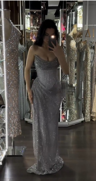 Elegant Grey Sheath Evening Gowns Strapless Tulle Long Prom Dresses Sparkly Graduation Dress ED03685