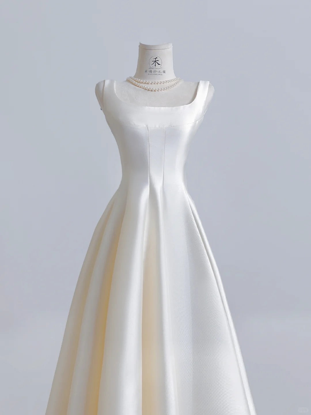 Ivory Square Neck Bridal Dress A-Line Satin Wedding Dress Simple Bridesmaid Dress HZ1024