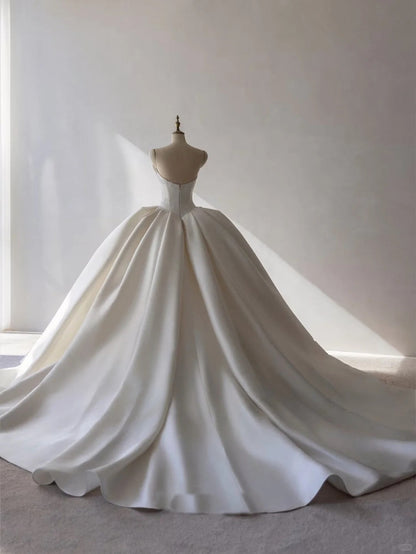 Elegant Ivory Sweetheart Bridal Gown Satin Ball Gown Wedding Dress Modest Bridal Dress ED03706