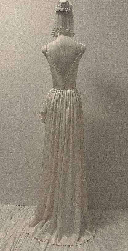 White A-Line V-Neck Bridal Gowns Elegant Satin Wedding Dress Slit Backless Bridal Dress HZ1024