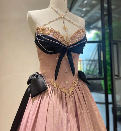 Sweet Halter Neck Pink Ball Gown Quinceanera Dress Satin Birthday Dress Fashion Prom Dress ED03750