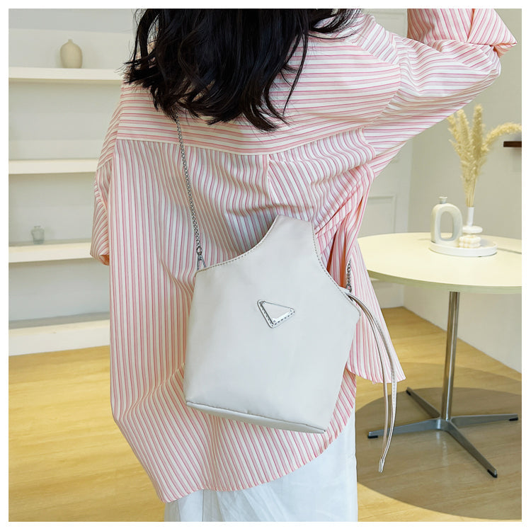 Casual Nylon Chain Portable Bucket Bag  ED0379
