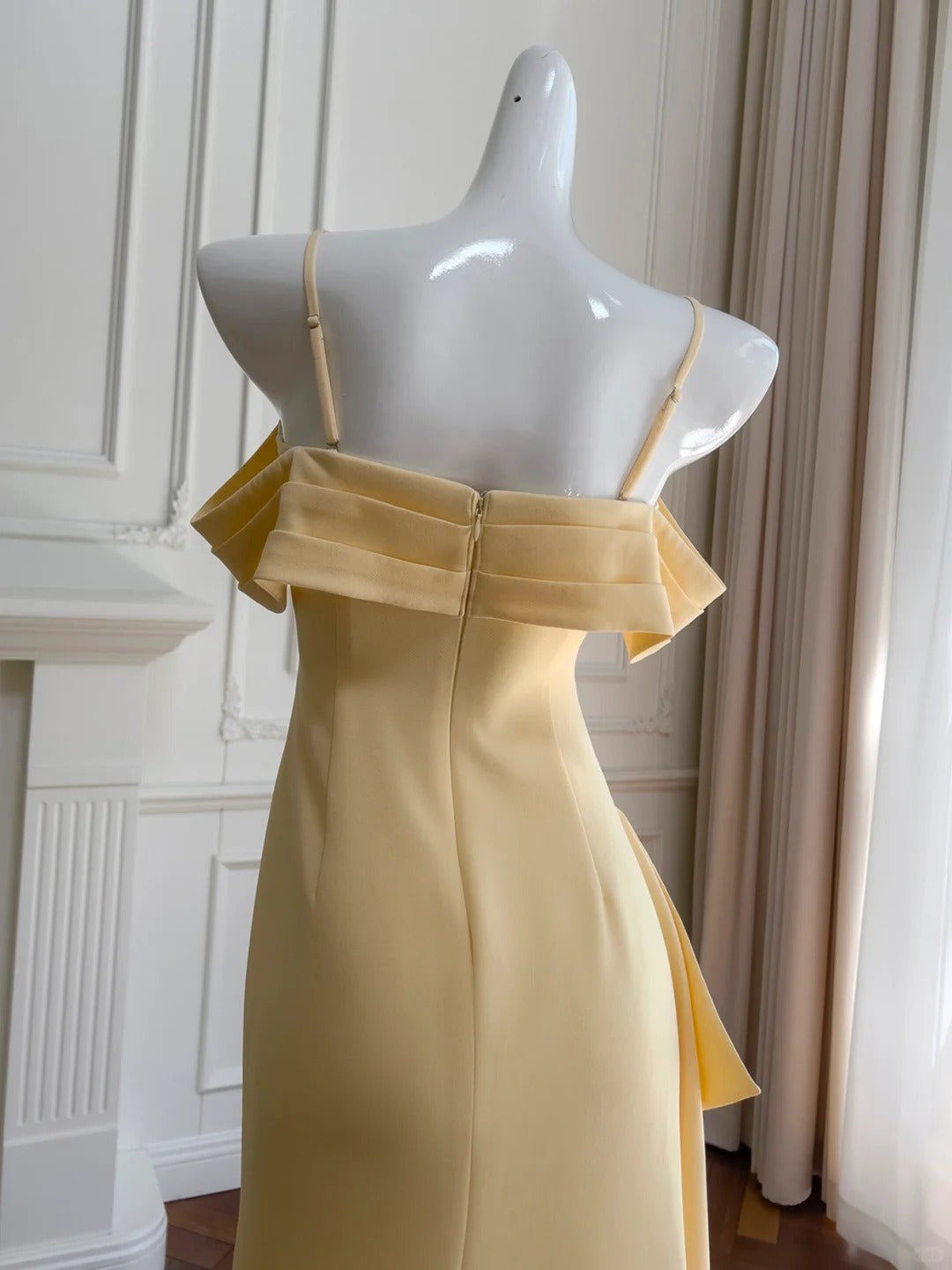 Yellow Sheath Evening Dress Spaghetti Strap Formal Dress Modest Slit Long Prom Dress HZ1024