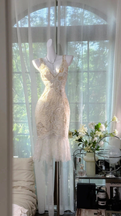 Vintage V-neck Bodycon Short Formal Dress Elegant Lace Beaded Evening Dress Homecoming Dress ED03828