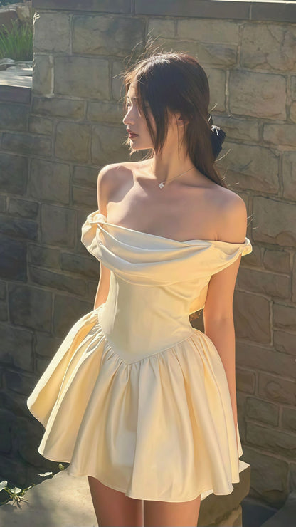 Cute Off-the-shoulder Ball Gown Short Formal Dress Sweet Birthday Outfits Homecoming Dress ED03832