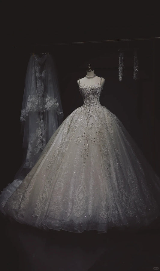 White Spaghetti Strap Bridal Dress Sparkly Applique Ball Gown Elegant Beaded Tulle Long Wedding Dress HZ1024