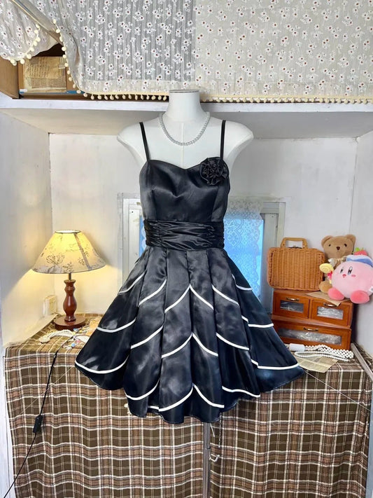 Straps A-Line Short Hoco Dresses White Satin Birthday Dress Vintage Formal Dress Graduation Dress HZ1024
