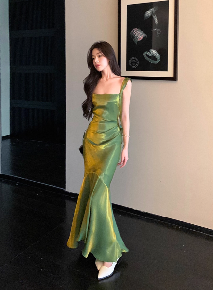 Elegant Mermaid Satin Square Neck Green Formal Party Dress Sweet Birthday Dress  ED03990