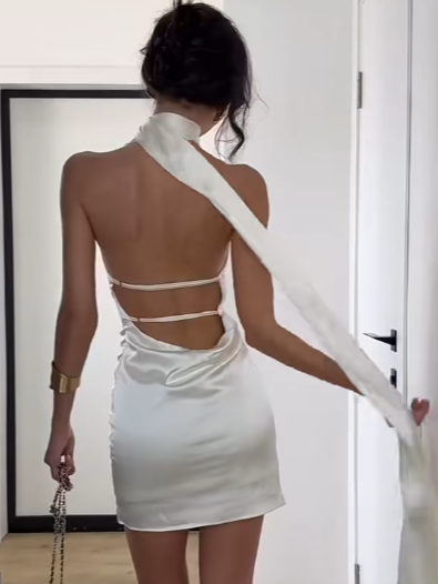 Sexy White Bodycon Short Prom Dresses Satin Backless Homecoming Dresses White Birthday Dresses ED04004