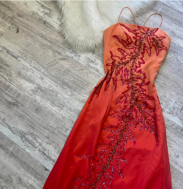 Vintage Sheath Spaghetti Strap Prom Dress Satin Beaded Dress Elegant Gradient Red Formal Evening Dress ED04089