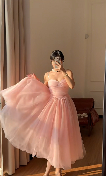 Sweet Pink Ball Gown Spaghetti Strap Formal Dress 18th Birthday Dress Tulle Homecoming Dresses ED04106