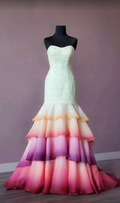 Elegant Strapless Mermaid Tiered Tulle Long Prom Dress Appliques Formal Evening Dress ED04116