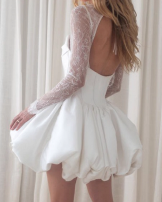 White Lace Long Sleeve Short Wedding Dress Backless Sexy Long Sleeves Bridal Gowns ED04179