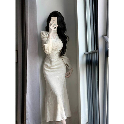 Chinese retro long-sleeved v-neck slim dress HZ1024