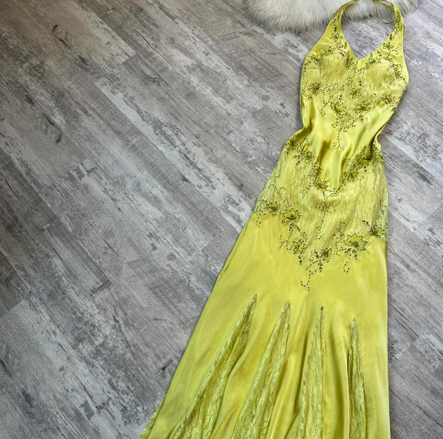 Glam Halter Sheath Satin Lace Beaded Wedding Guest Dresses Yellow Formal Evening Dresses ED04228