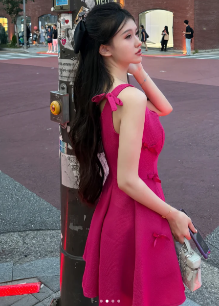 Cute Square Neck A-Line Satin Short Prom Dresses, Fuchsia Homecoming Dresses, Sweet Birthday Dresses ED04278