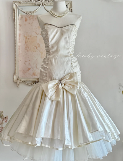 Strapless Ball Gown Satin Short Prom Dresses White Homecoming Dresses Birthday Dresses HZ1024