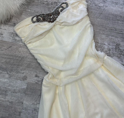 A-line Chiffon Short Prom Dresses, White Homecoming Dresses, Strapless Birthday Dresses HZ1024