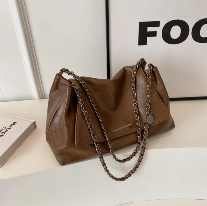 capacity retro versatile chain shoulder bag HZ1024