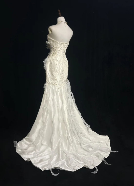 Sweetheart Mermaid Sleeveless Long Wedding Dresses Beaded White Bridal Gowns HZ1024