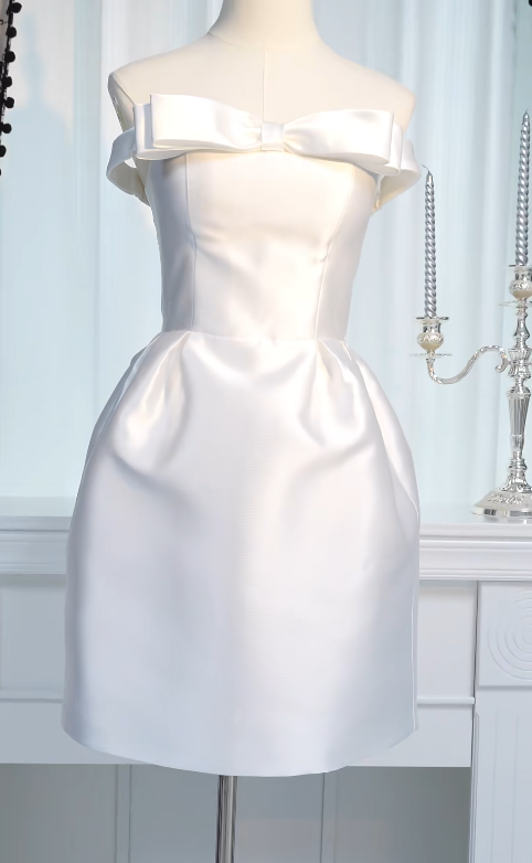 Strapless Sheath Homecoming Dresses Satin White Short Bridal Gowns Sleeveless Birthday Dresses HZ1024
