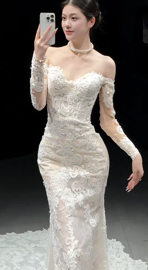 Off-the-shoulder Mermaid Train Wedding Dresses Lace Applique Bridal Gowns Long Sleeve White Bridal Dresses HZ1024