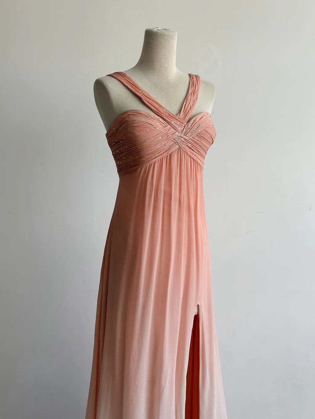 Gorgeous V-neck Sheath Long Prom Dresses Vintage Chiffon Peach Evening Dress with Slits ED04756