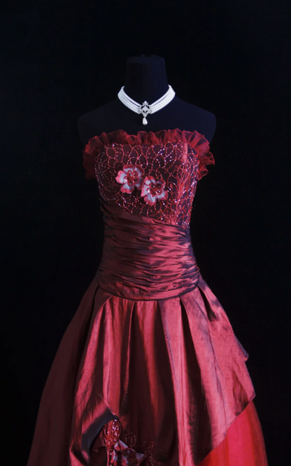 Classic Strapless A-Line Burgundy Long Prom Dresses Beaded Sleeveless Evening Dresses ED04801