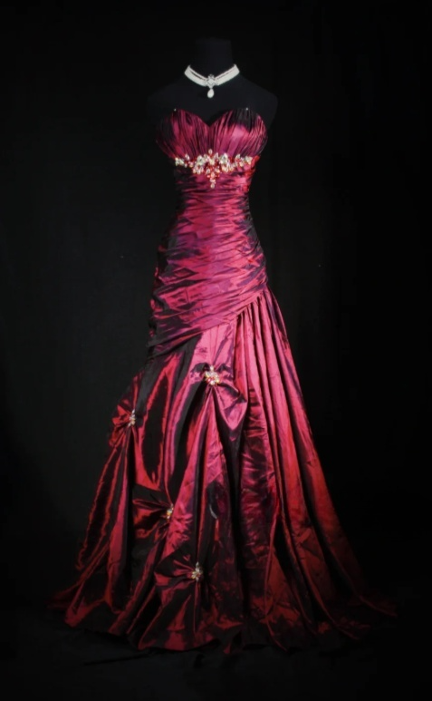Sweetheart Neck A-Line Long Prom Dresses Taffeta Burgundy Formal Dresses Sleeveless Evening Gowns HZ1024