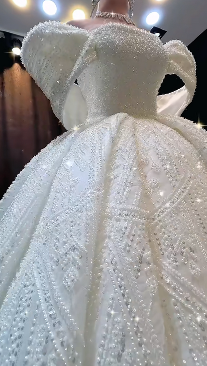 Luxury Off-the-shoulder Ball Gown Beaded Long Wedding Dresses Tulle White Bridal Gowns Short Sleeve Bridal Dresses ED04906