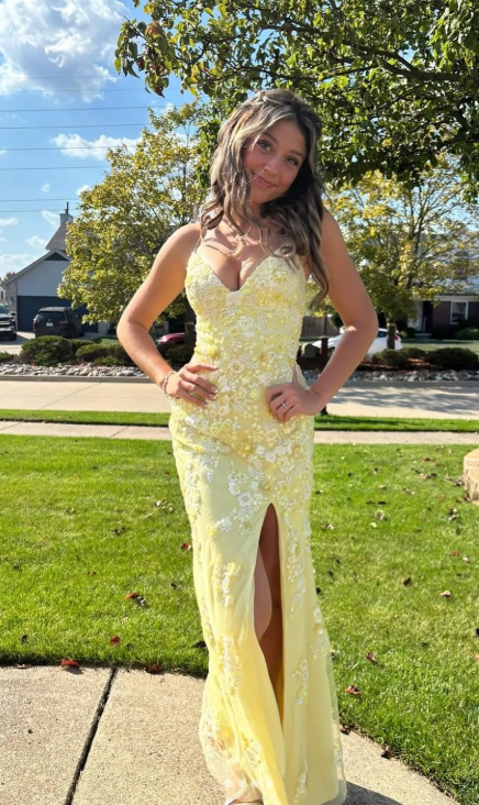 Chic Spaghetti Strap Sheath Long Prom Dresses Applique Tulle Yellow Evening Dresses with Slits ED04909
