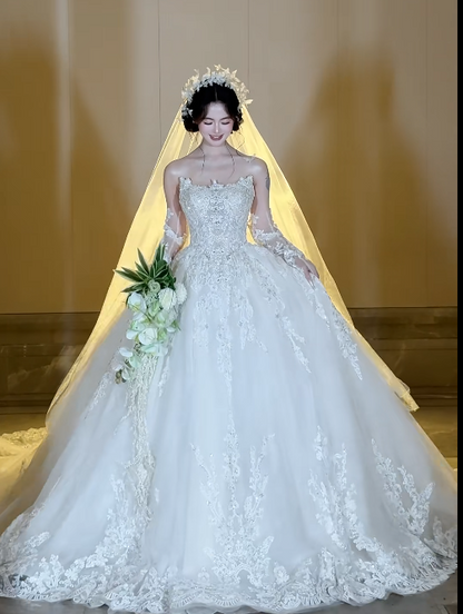 Strapless Ball Gown Long Wedding Dresses Tulle Applique White Bridal Gowns Sleeveless Bridal Dresses HZ1024