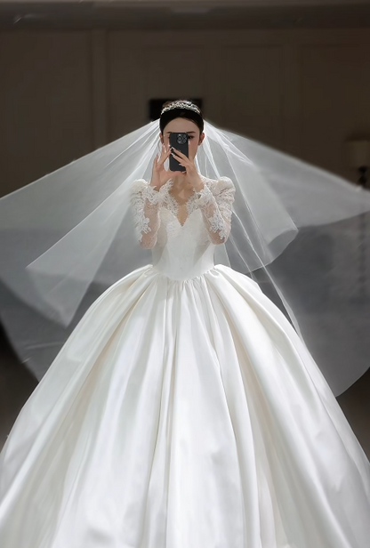 V-neck Ball Gown Long Wedding Dresses Satin White Bridal Gowns Long Sleeve Bridal Dresses HZ1024