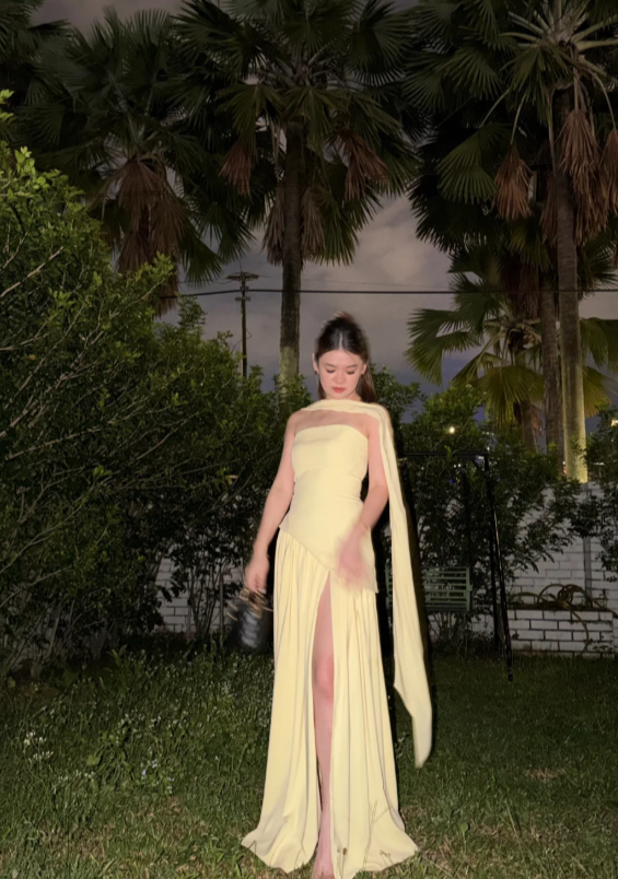 Chic Strapless Sheath Yellow Long Prom Dresses Chiffon Yellow Wedding Guest Dresses ED05094