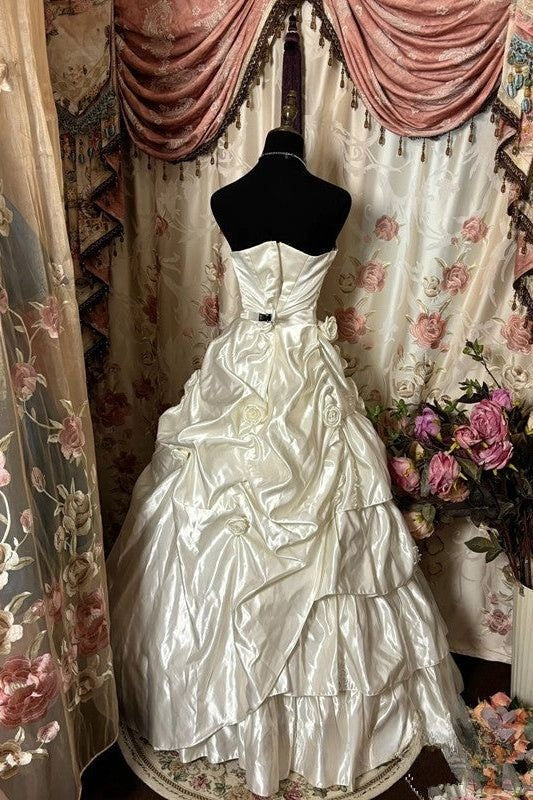 Elegant  A-Line Long Prom Dresses Strapless White Birthday Dresses Satin White Sweet 16 Dresses ED05338
