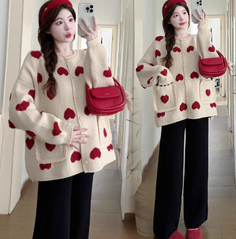 Cute Heart Jacquard Women's Knitted Long Sleeve Cardigan ED0536