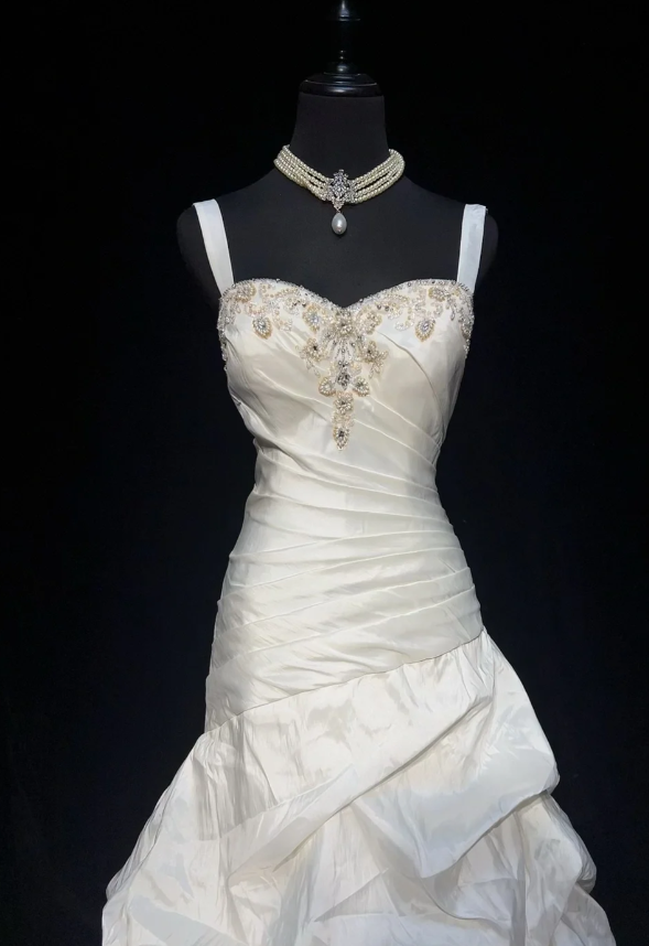 Vintage Sheath Long Wedding Dresses Spaghetti Straps Satin  White Bridal Gowns Sleeveless Bridal Dresses ED05433