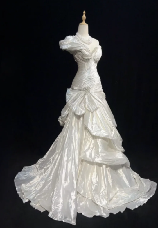 Vintage Sheath Long Wedding Dresses One-shoulder Satin  White Bridal Gowns Sleeveless Bridal Dresses ED05434