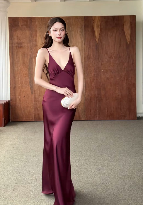 Chic Spaghetti Straps Sheath Long Prom Dresses Satin Burgundy Wedding Guest Dresses ED05562