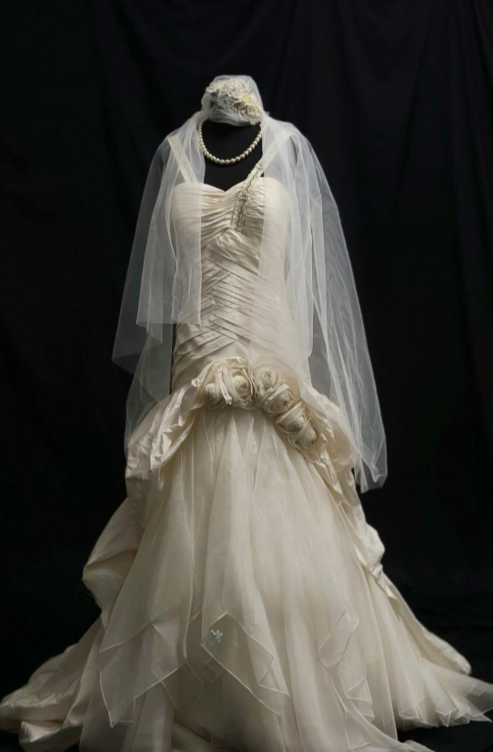 Retro Straps Sheath Long Weddng Dresses Tulle White Bridal Gowns Sleeveless Bridal Dresses ED05568