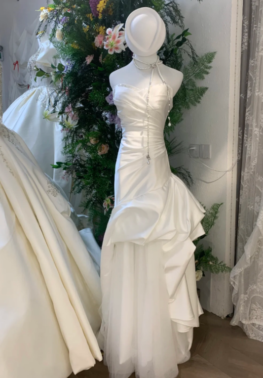 Simple Strapless Sheath Long Weddng Dresses Satin Tulle White Bridal Gowns Sleeveless Bridal Dresses ED05569