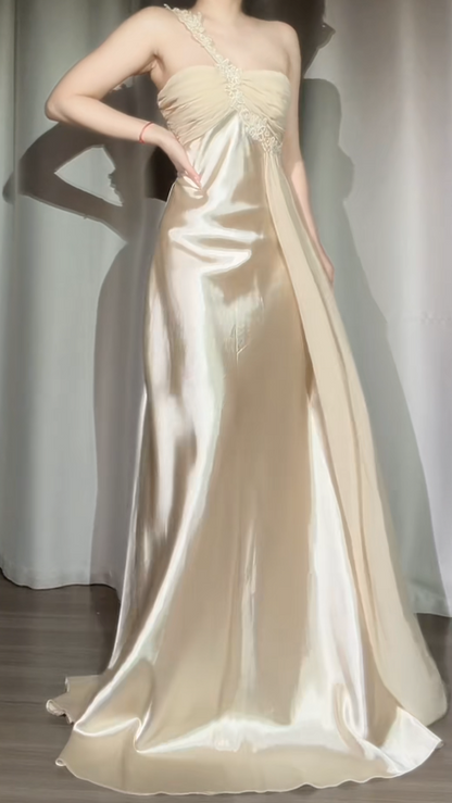 Chic One-shoulder Sheath Long Prom Dresses Satin Light Champagne Evening Gowns Backless Formal Dresses ED05591