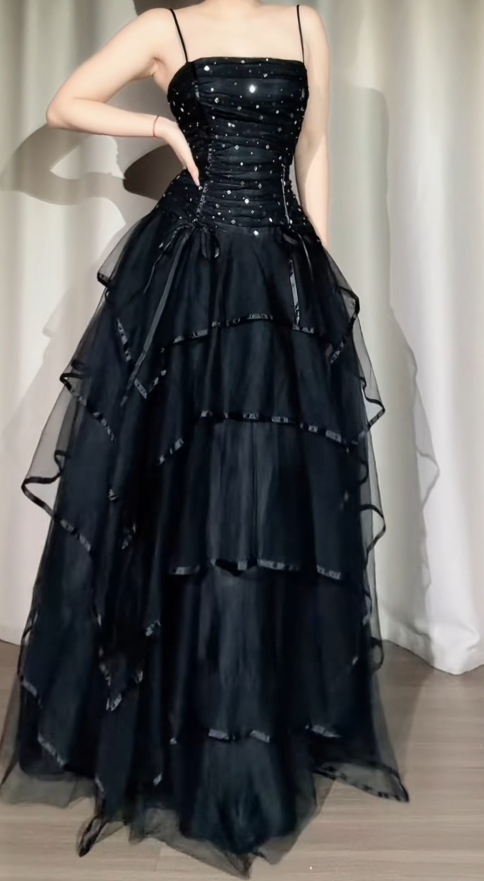 Chic Spaghetti Straps A-line Long Prom Dresses Tulle Black Evening Dresses  Sleeveless Birthday Dresses ED05644
