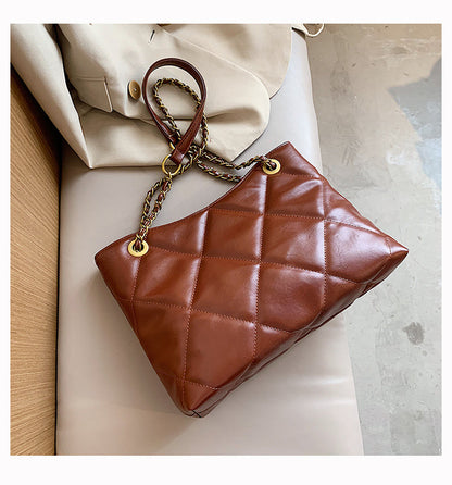 Diamond chain large capacity commuter  shoulder bag ED0563